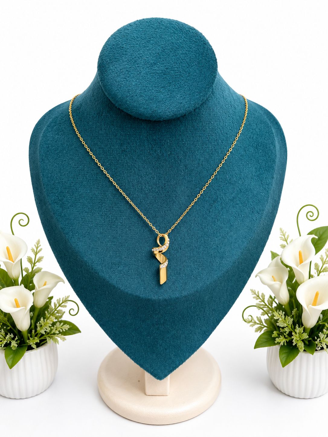 Elegant Spiral Crystal Anti-Tarnish Pendant Necklace